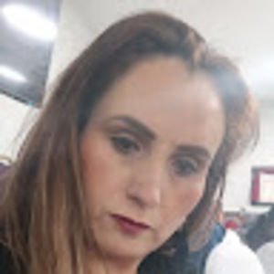 Meet your Posher, Lorena